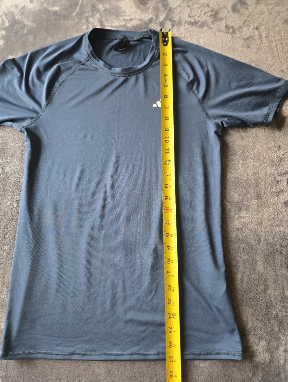 Adidas Raglan Tech Tee Size Small - Picture 5 of 8